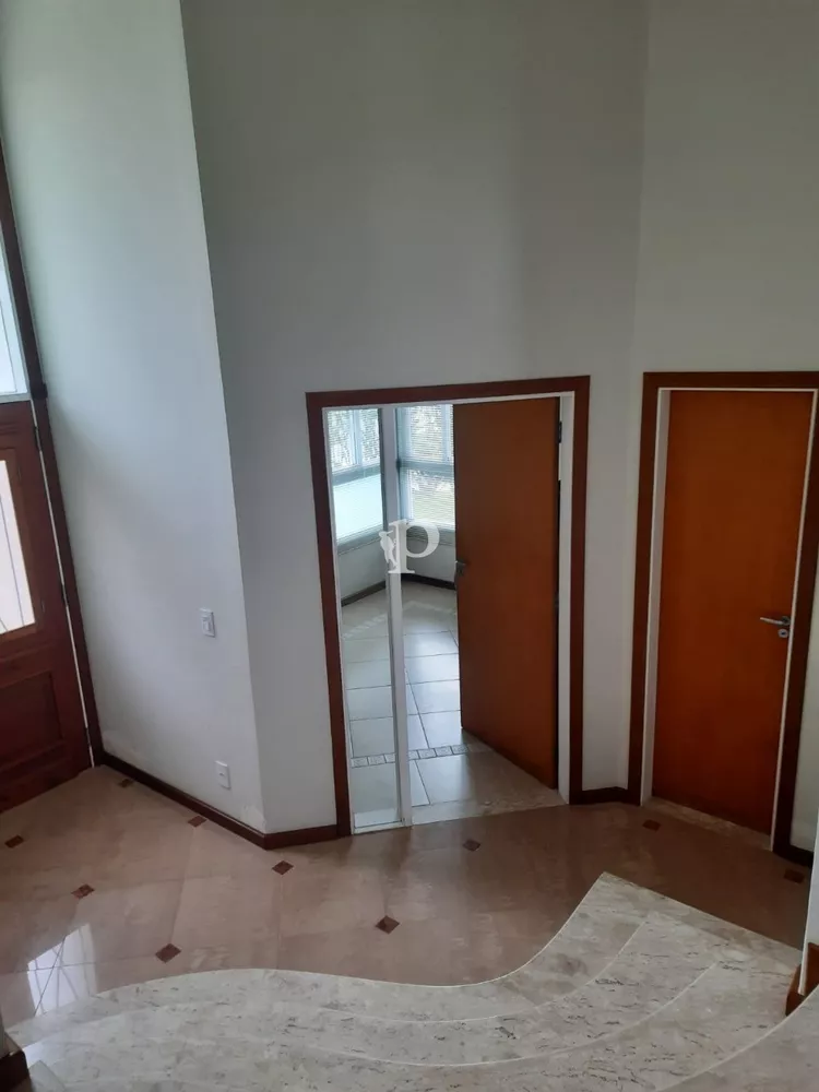 Casa à venda com 3 quartos, 690m² - Foto 2