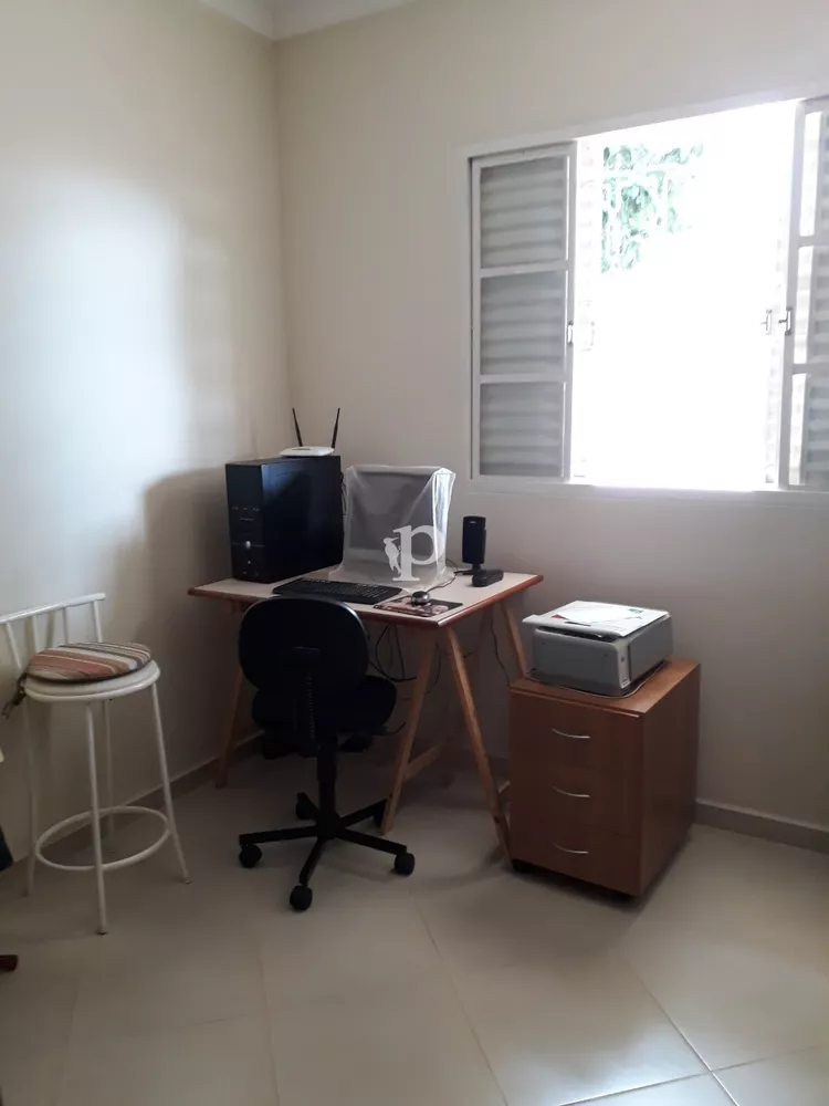 Casa à venda com 3 quartos, 250m² - Foto 10