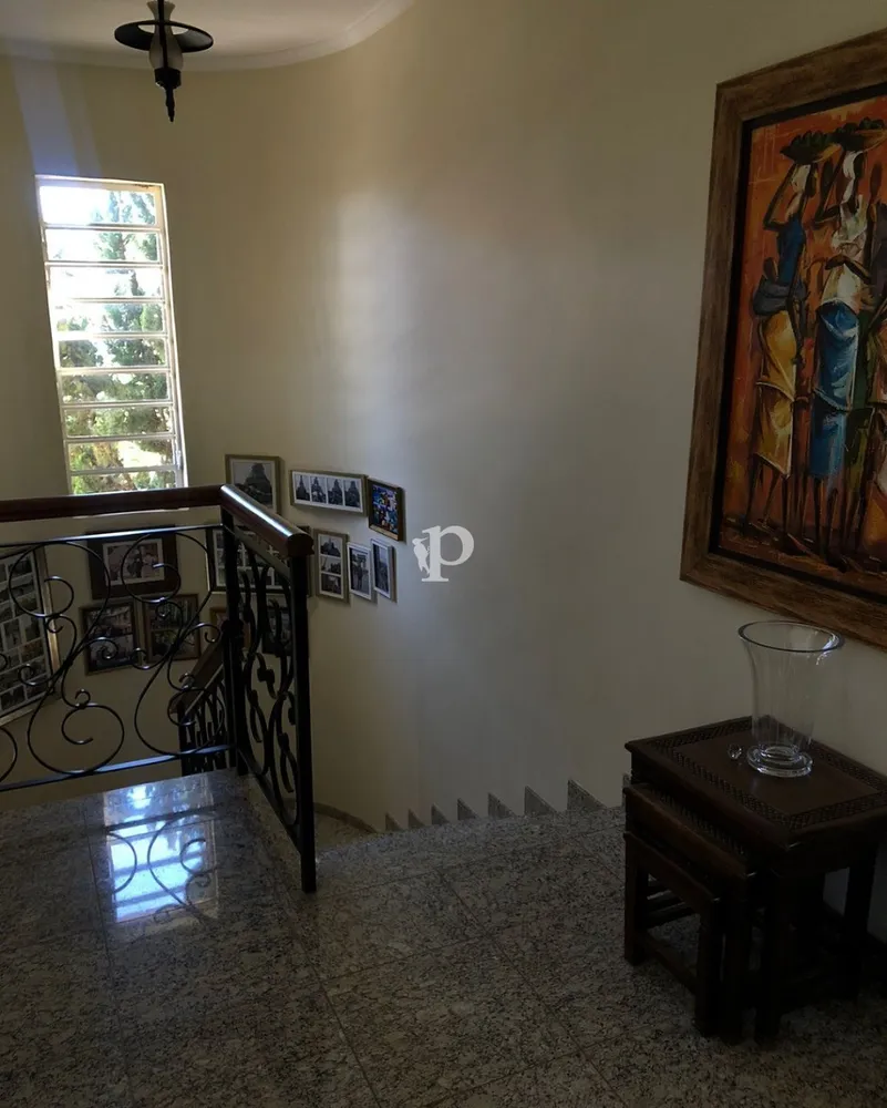 Casa, 3 quartos, 217 m² - Foto 2