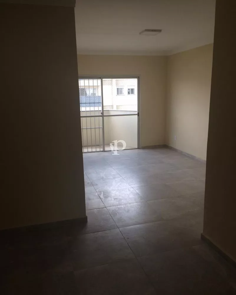 Apartamento à venda com 3 quartos, 72m² - Foto 3