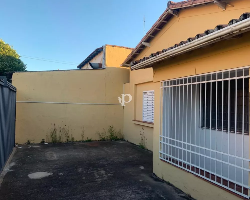 Casa à venda com 3 quartos, 400m² - Foto 2