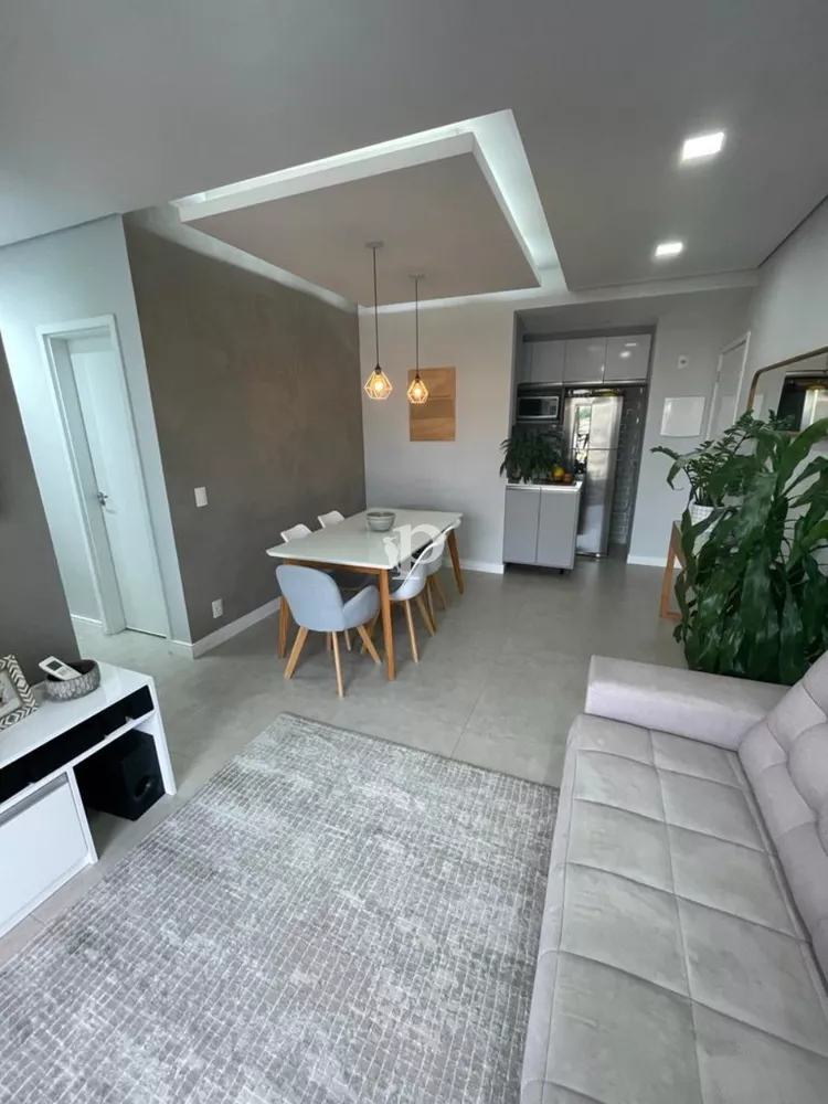 Apartamento à venda com 3 quartos, 69m² - Foto 3