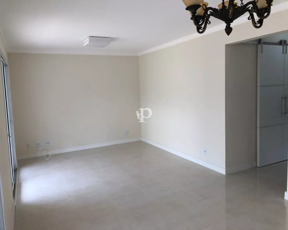 Casa à venda com 3 quartos, 305m² - Foto 8