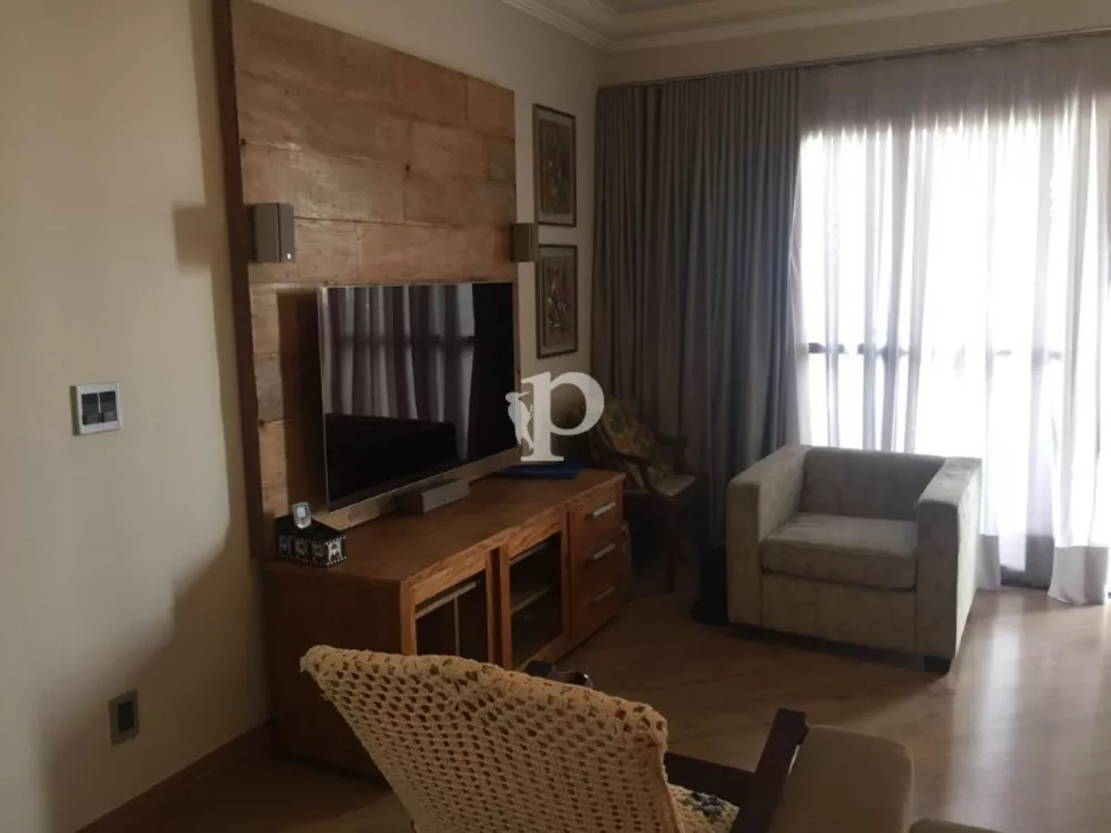 Apartamento à venda com 3 quartos, 140m² - Foto 3