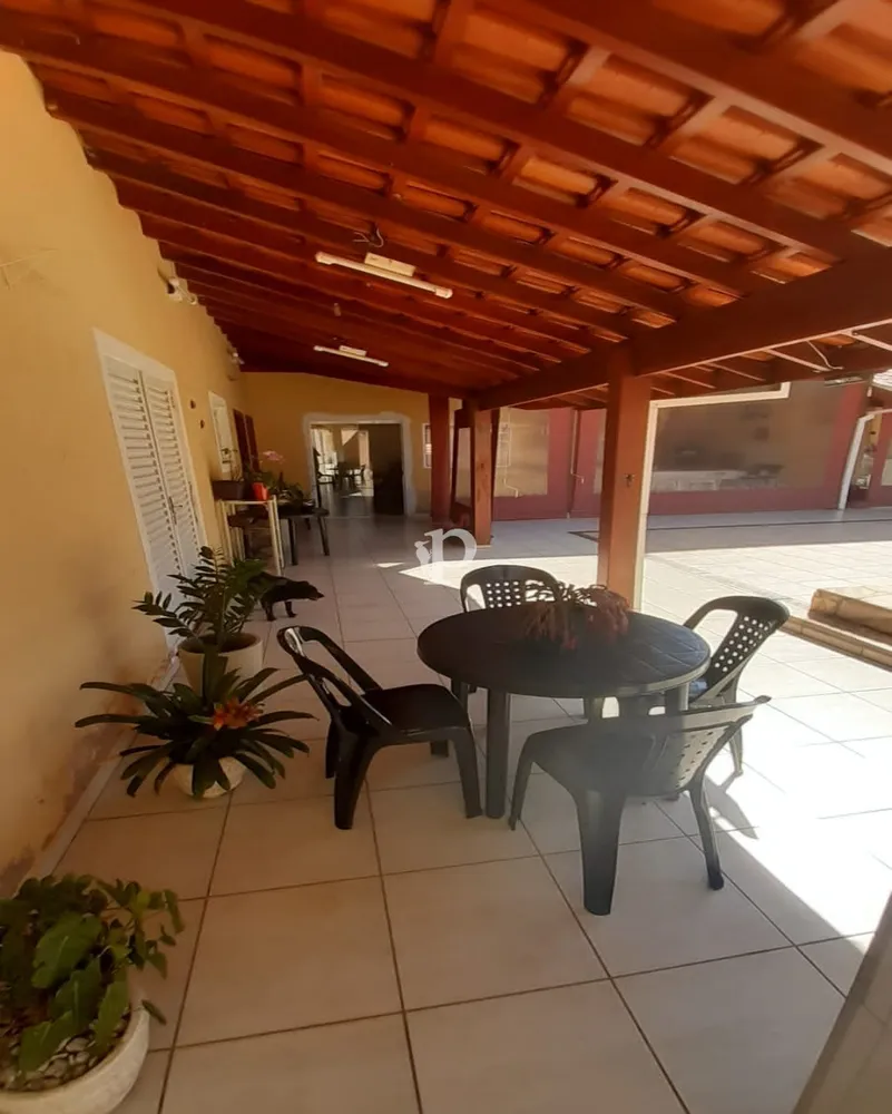 Chácara, 3 quartos, 1000 m² - Foto 4