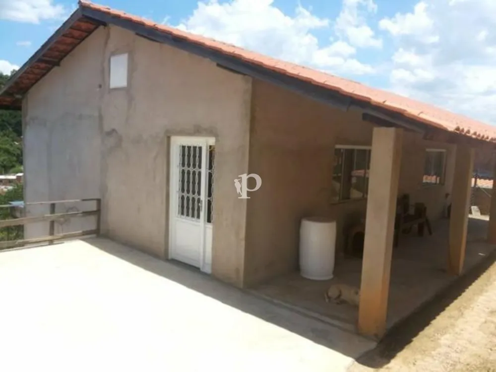 Chácara, 3 quartos, 625 m² - Foto 1