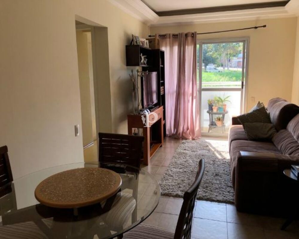 Apartamento à venda com 2 quartos, 70m² - Foto 3