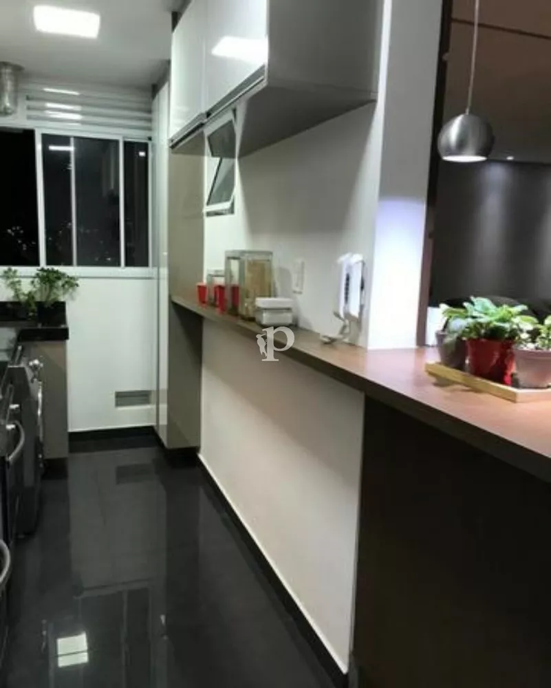 Apartamento à venda com 3 quartos, 67m² - Foto 4