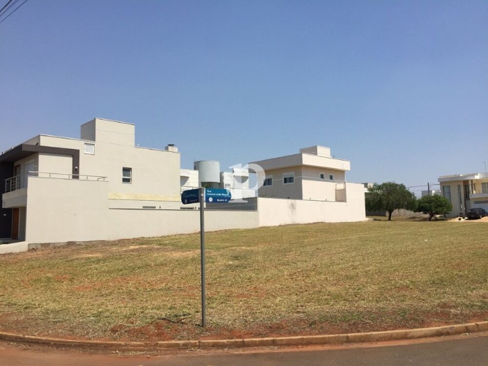 Terreno à venda, 332m² - Foto 1