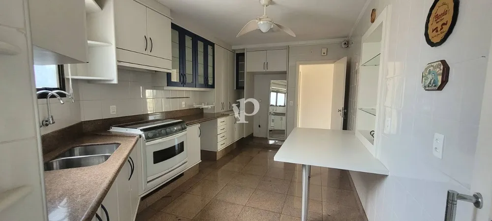 Apartamento, 4 quartos, 261 m² - Foto 2