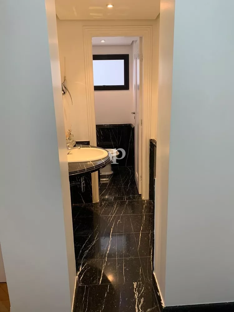 Apartamento à venda com 3 quartos, 145m² - Foto 4