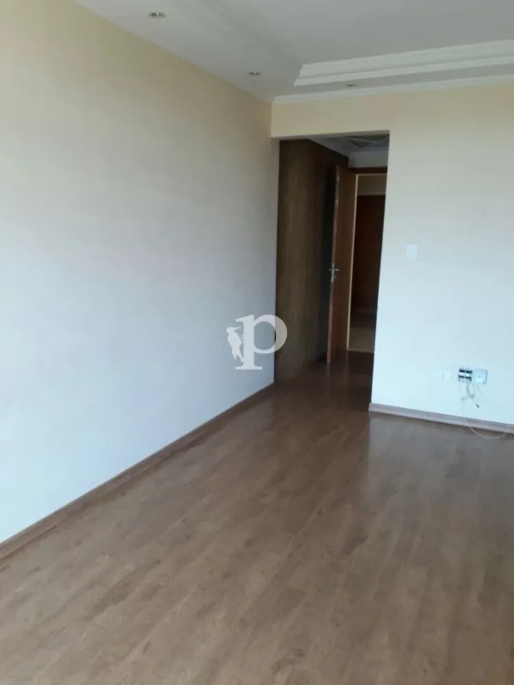 Apartamento à venda com 3 quartos, 76m² - Foto 3