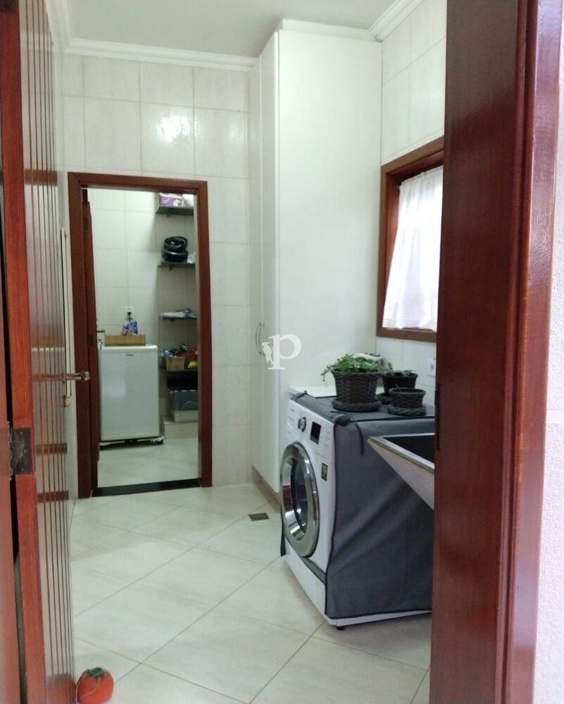 Casa à venda com 3 quartos, 360m² - Foto 3