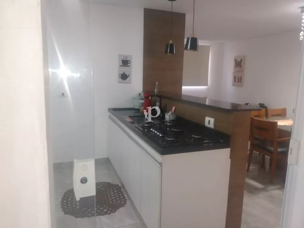 Casa à venda com 3 quartos, 215m² - Foto 8