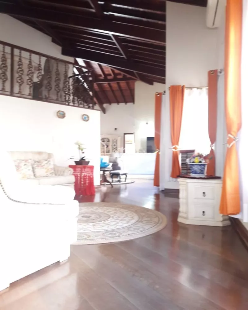 Casa à venda com 5 quartos, 950m² - Foto 3