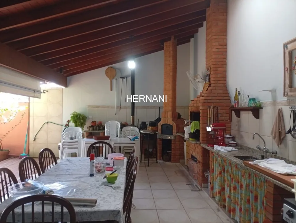 Casa, 3 quartos, 350 m² - Foto 1