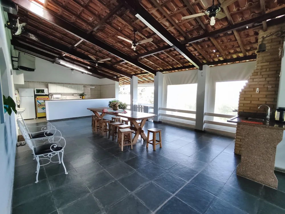 Chácara, 4 quartos, 5000 m² - Foto 1