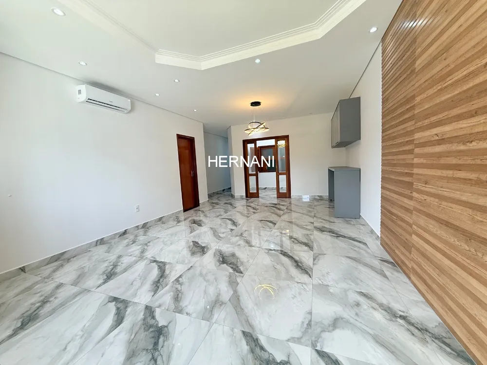 Casa, 3 quartos, 308 m² - Foto 3