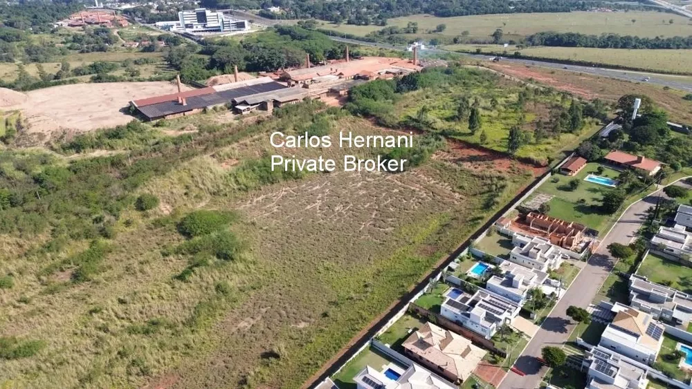 Terreno à venda, 142770m² - Foto 1