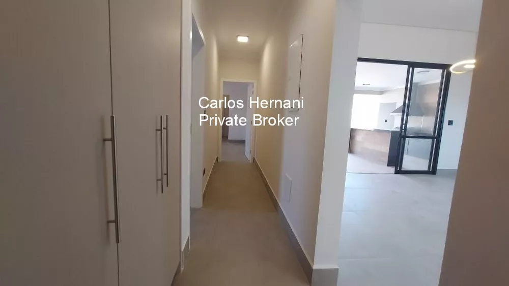 Casa à venda com 3 quartos, 251m² - Foto 4