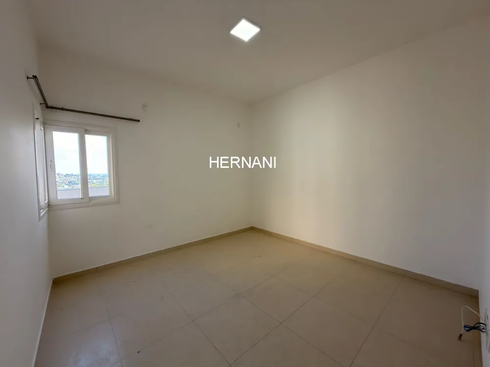 Casa, 4 quartos, 1300 m² - Foto 7