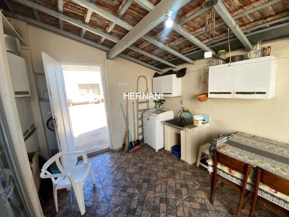 Casa, 3 quartos, 248 m² - Foto 6
