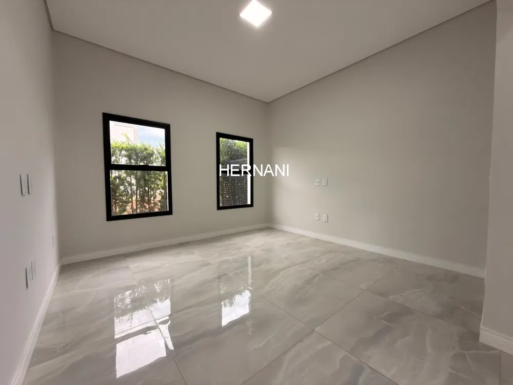 Casa, 4 quartos, 1000 m² - Foto 4