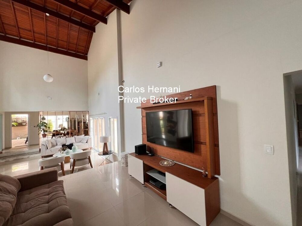 Casa, 3 quartos, 280 m² - Foto 1