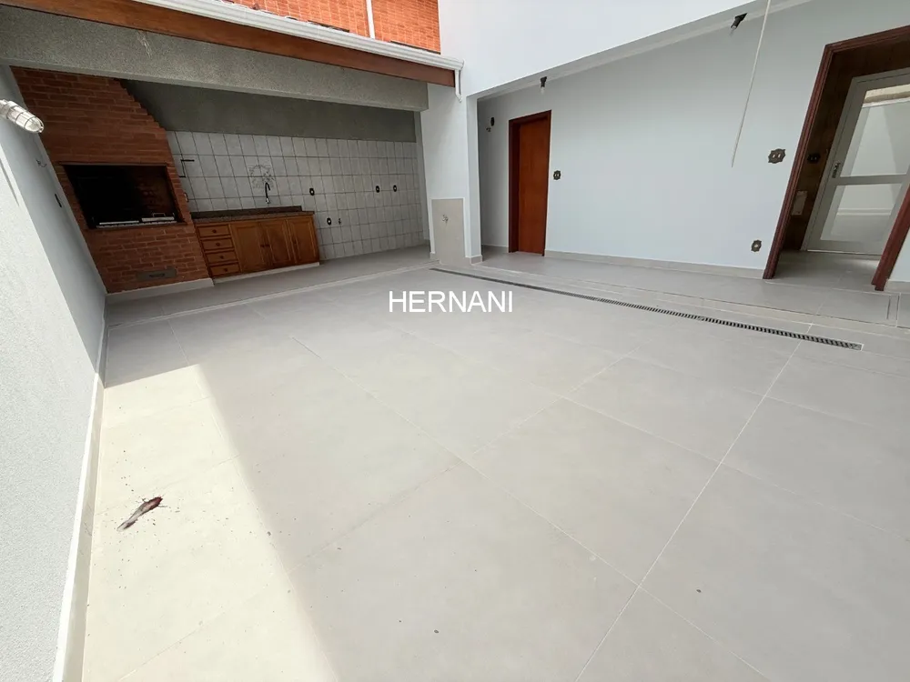 Casa, 4 quartos, 270 m² - Foto 3