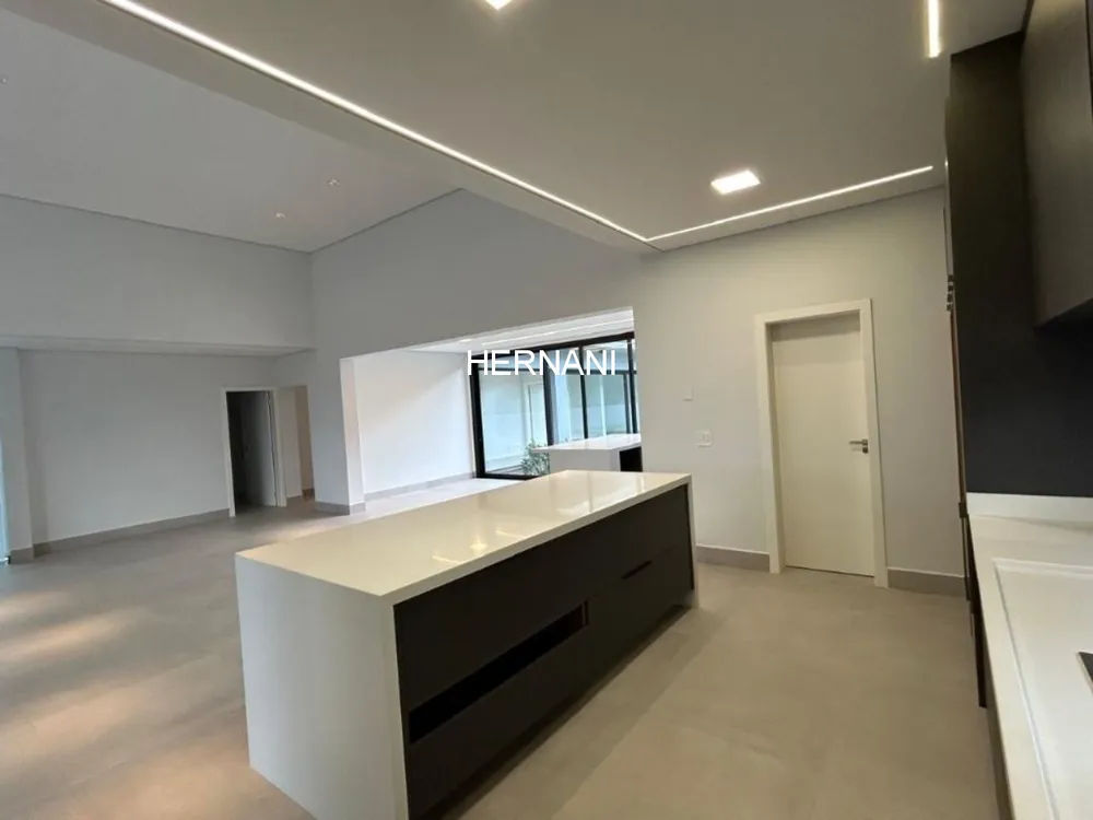 Casa, 3 quartos, 852 m² - Foto 3