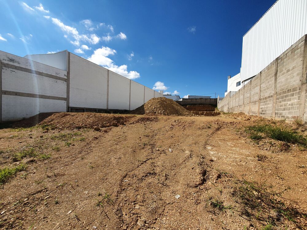 Loteamento e Condomínio, 1634 m² - Foto 2