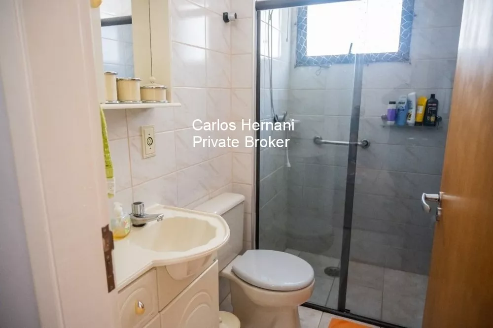 Apartamento à venda com 2 quartos, 70m² - Foto 3