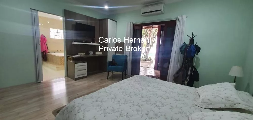 Casa à venda com 3 quartos, 330m² - Foto 5