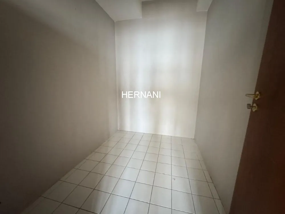 Apartamento, 3 quartos, 200 m² - Foto 2
