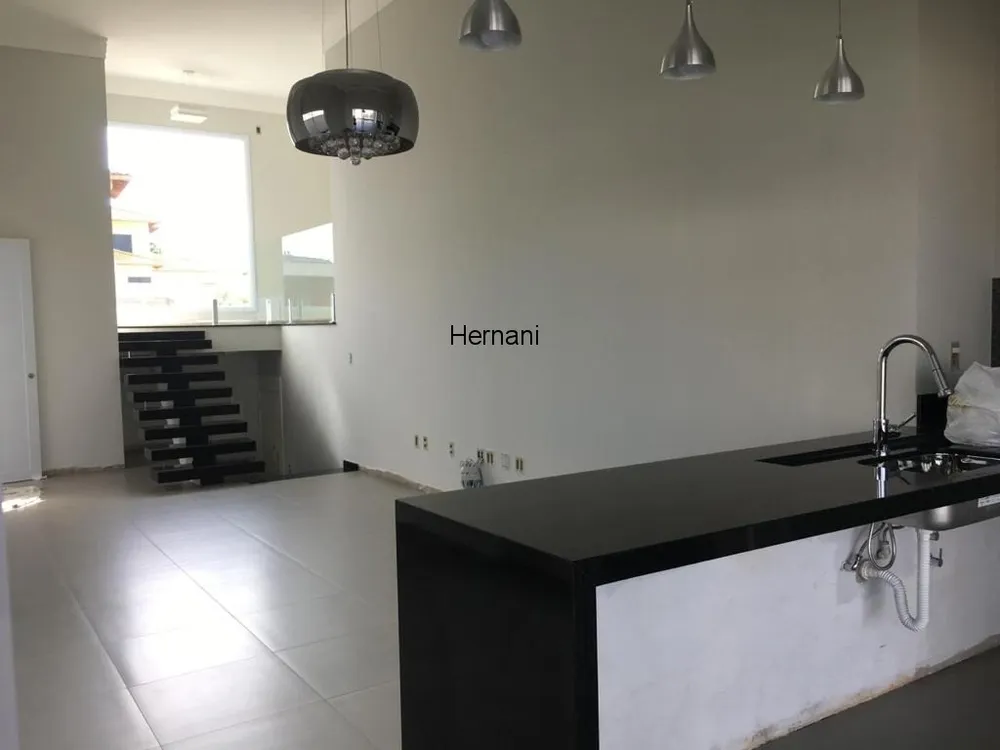 Casa, 3 quartos, 301 m² - Foto 8