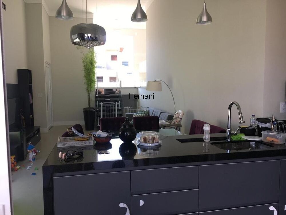 Casa, 3 quartos, 301 m² - Foto 1