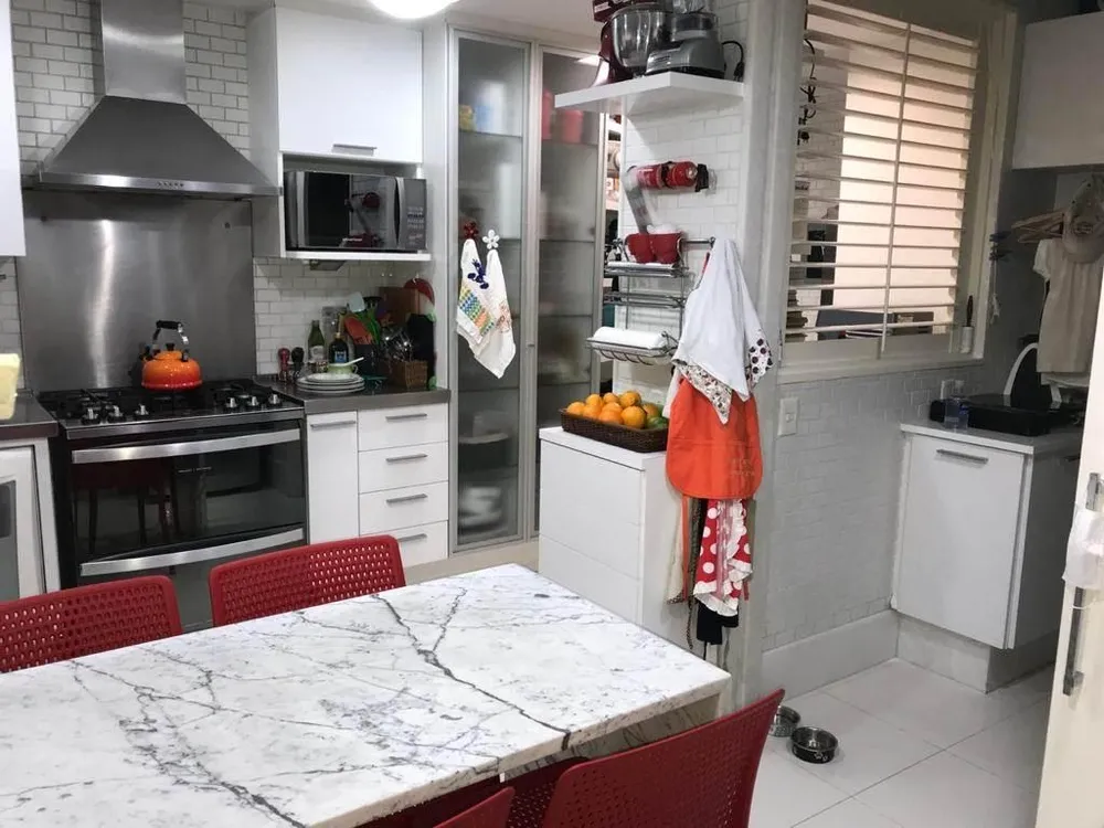 Apartamento, 3 quartos, 200 m² - Foto 33