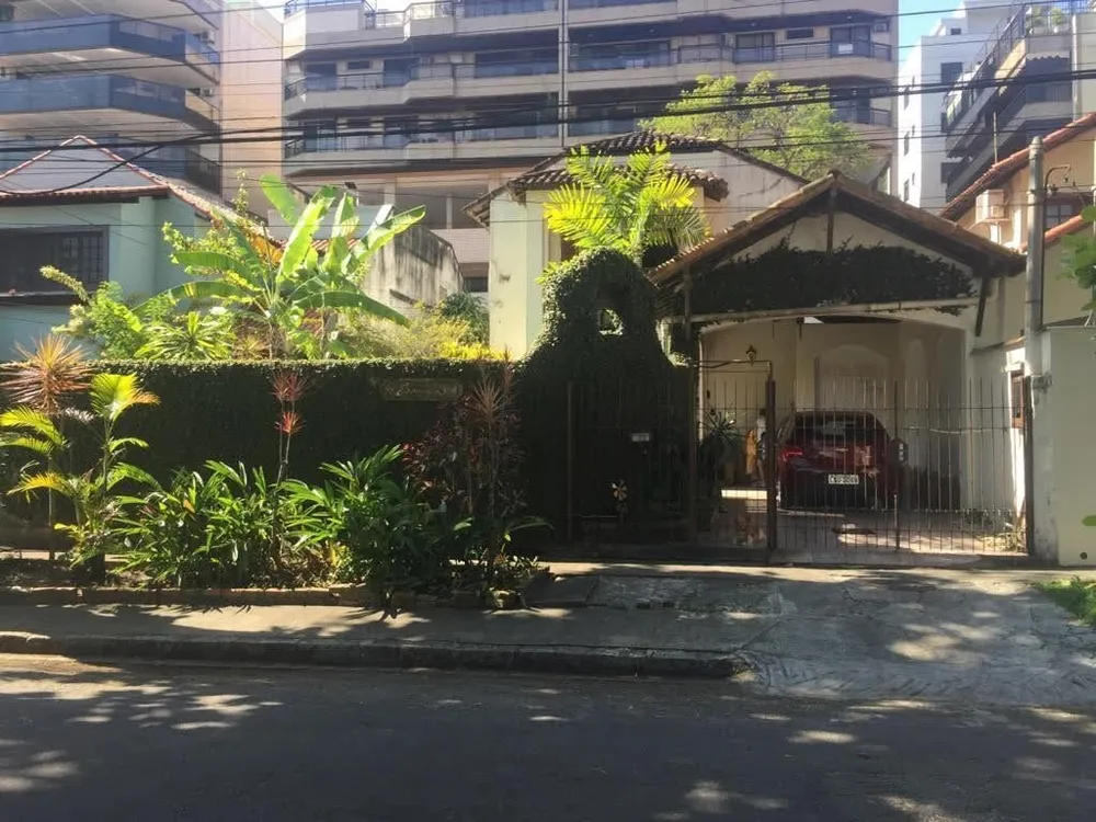 Casa, 3 quartos, 313 m² - Foto 1