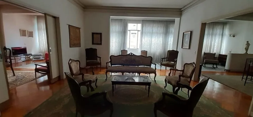 Apartamento, 3 quartos, 240 m² - Foto 1
