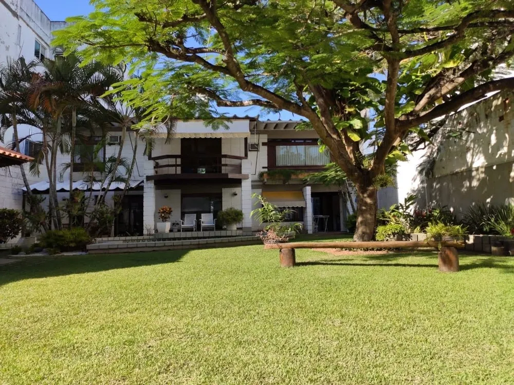 Casa, 4 quartos, 660 m² - Foto 1