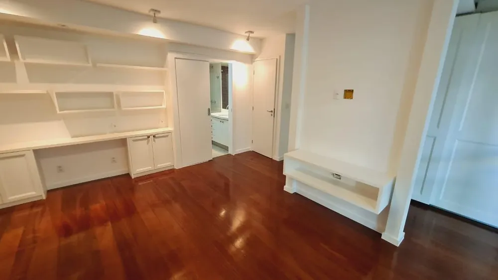 Apartamento, 3 quartos, 220 m² - Foto 24