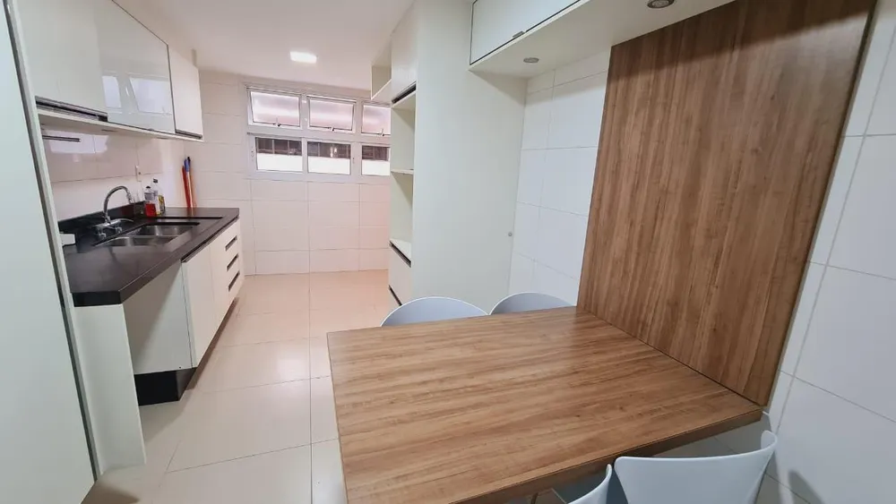 Apartamento, 3 quartos, 220 m² - Foto 4