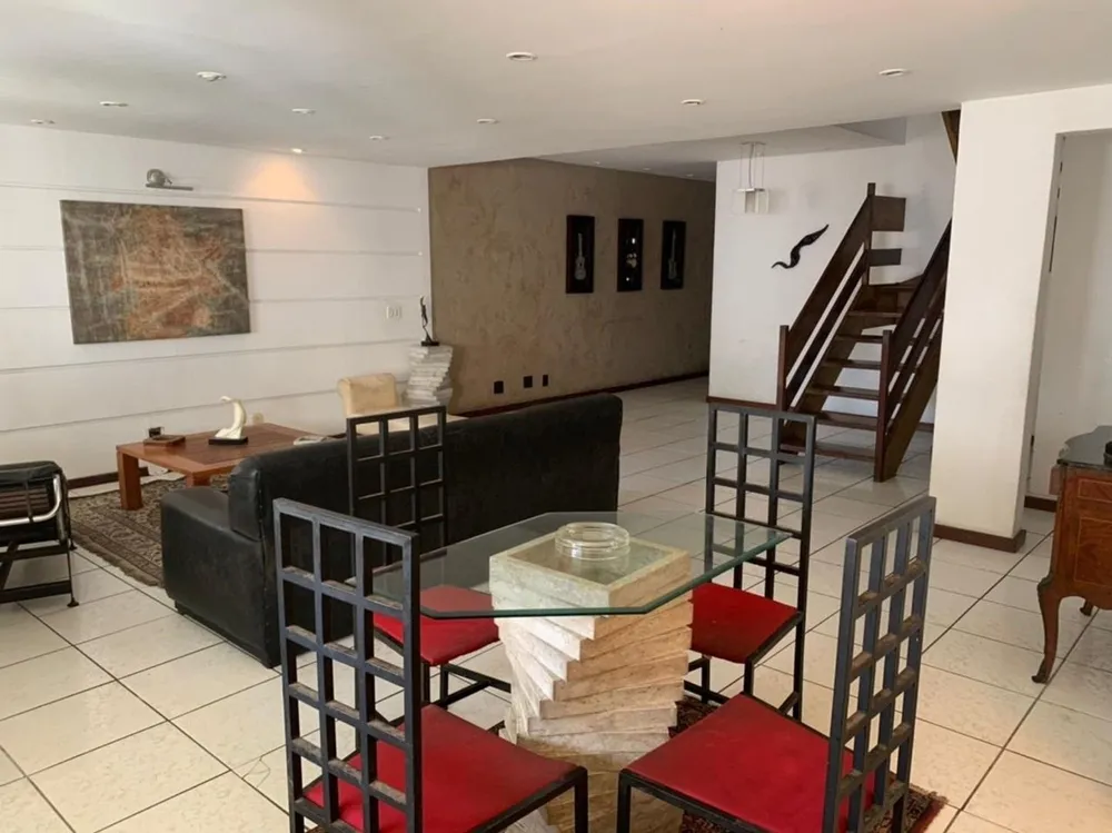 Cobertura, 3 quartos, 260 m² - Foto 1