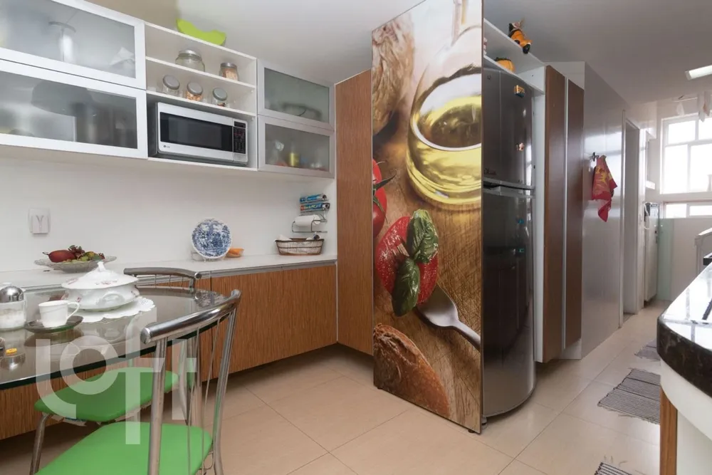 Cobertura, 3 quartos, 240 m² - Foto 11