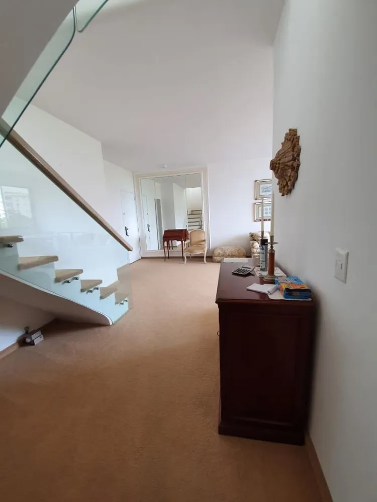Cobertura, 3 quartos, 275 m² - Foto 2