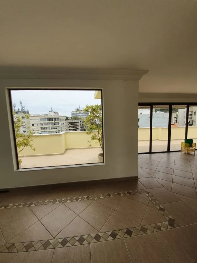 Cobertura, 3 quartos, 275 m² - Foto 1