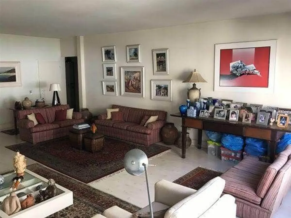 Apartamento, 3 quartos, 200 m² - Foto 1