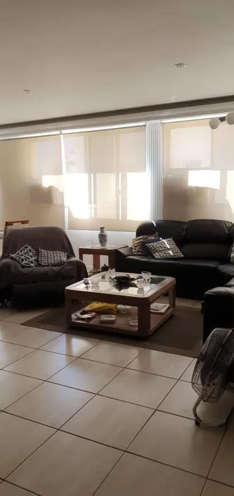 Cobertura, 3 quartos, 240 m² - Foto 2