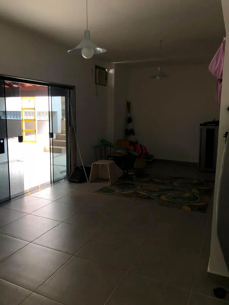 Casa, 4 quartos, 260 m² - Foto 4