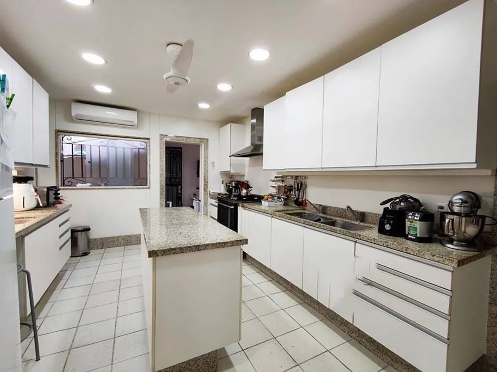 Casa, 5 quartos, 1800 m² - Foto 19